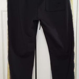 Forever 21 Men jogger. Size Large. Color black